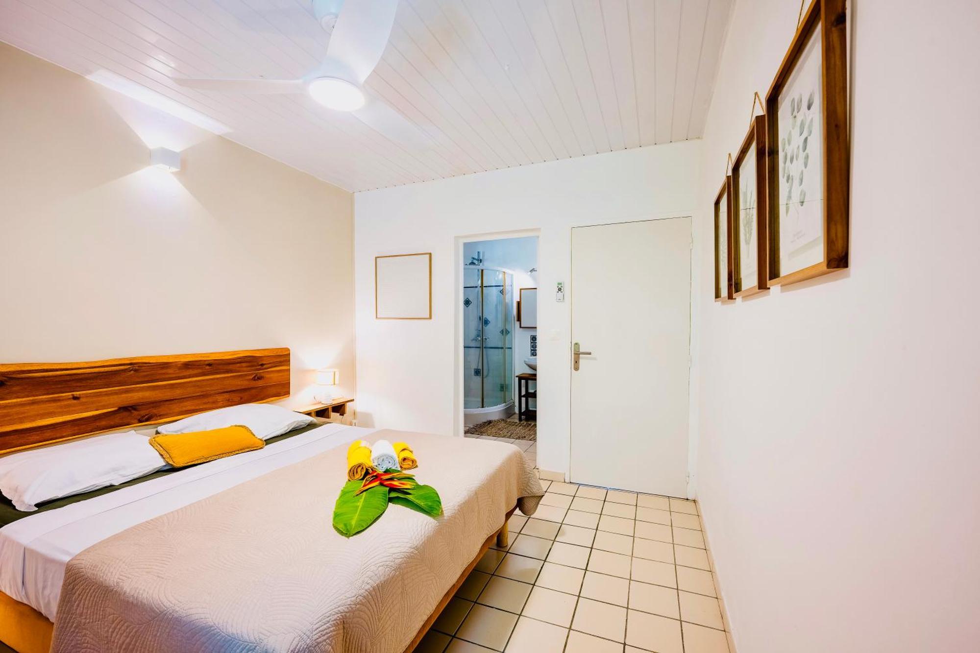 Maison Yole Bleue - Vue Sur Les Trois Ilets Luaran gambar